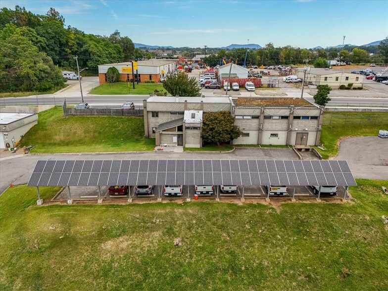 More Photos Of 2314 Patterson Ave SW, Roanoke Office For Sale