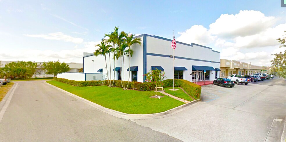 Primary Photo Of 12438-12440 Wiles Rd, Coral Springs Warehouse For Lease
