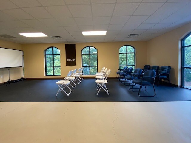 More Photos Of 1930 Powder Springs Rd, Marietta Medical For Lease