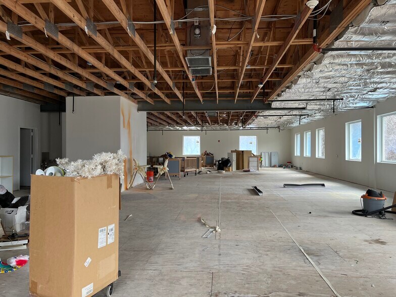 More Photos Of 3754 Us-1 N, Monmouth Junction Daycare Center For Lease