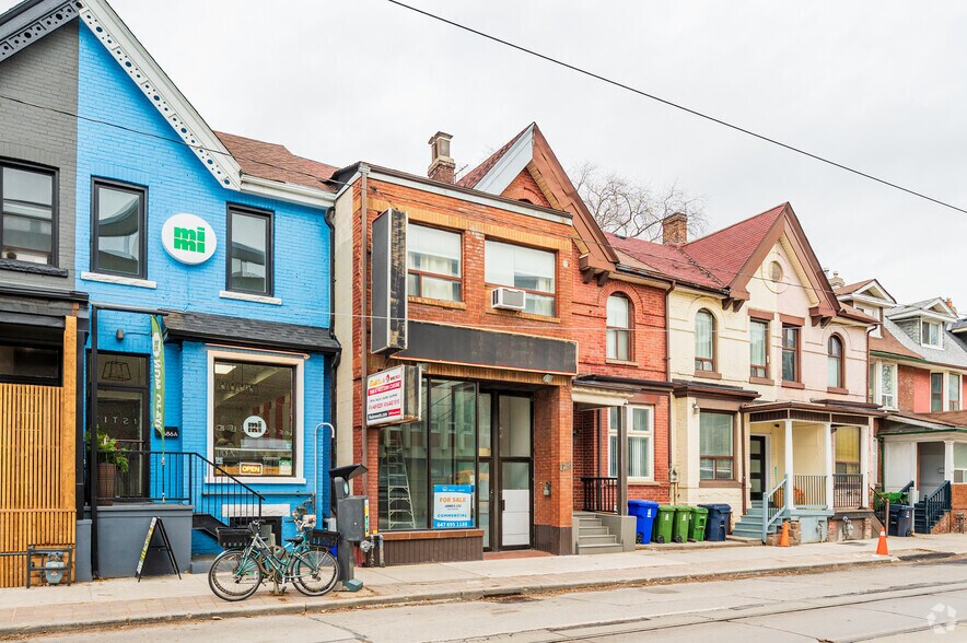 More Photos Of 688 Gerrard St E, Toronto Storefront Retail Residential For Lease