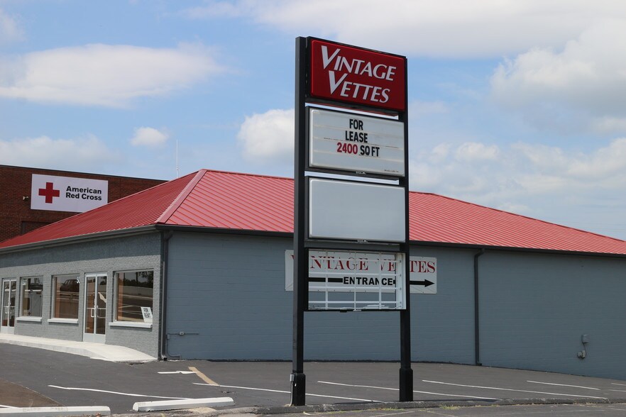 More Photos Of 509 Memorial Blvd, Murfreesboro Freestanding For Lease