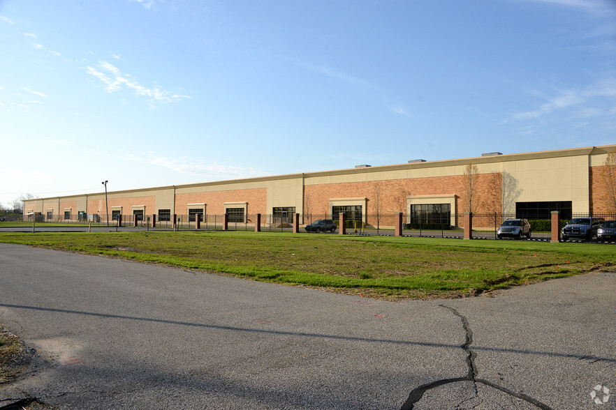 More Photos Of 7125 Industrial Rd, Florence Industrial For Lease