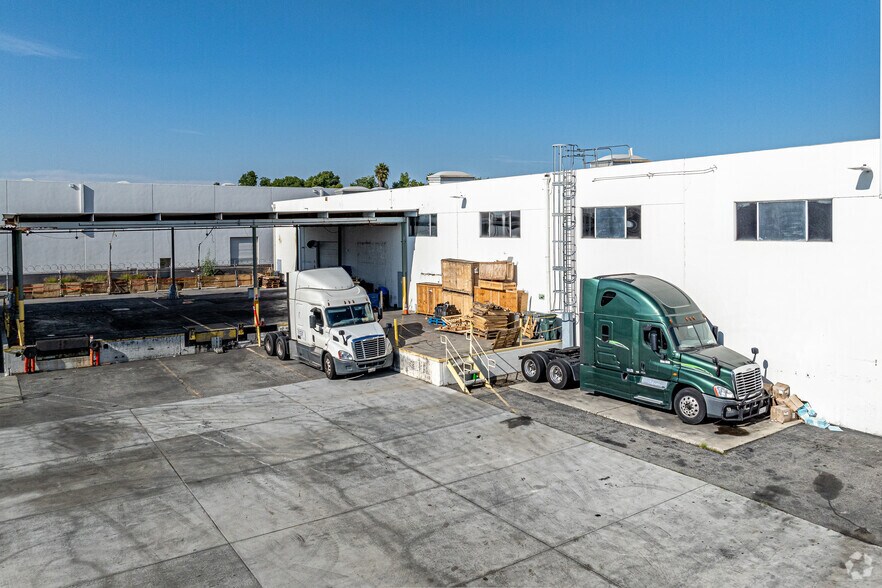 More Photos Of 14263 Gannet St, La Mirada Manufacturing For Sale