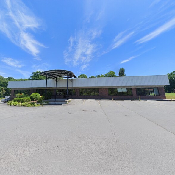 More Photos Of 25385 Midland Trl, Hico Light Manufacturing For Sale