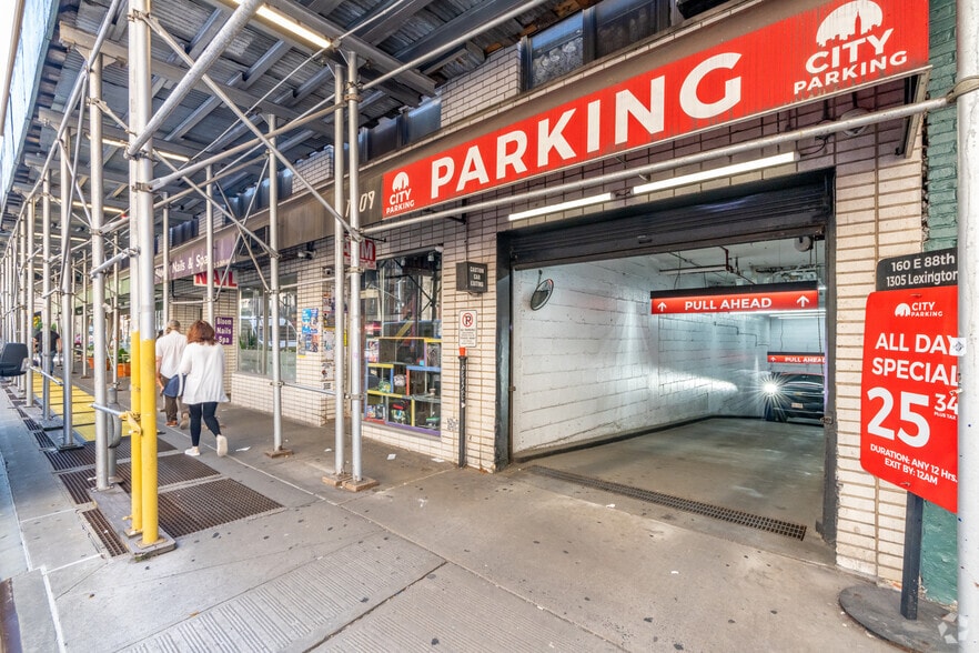 More Photos Of 1309 Lexington Ave, New York Apartments For Lease