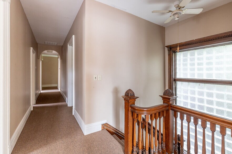 More Photos Of 1092 Main St, Buffalo Office For Lease