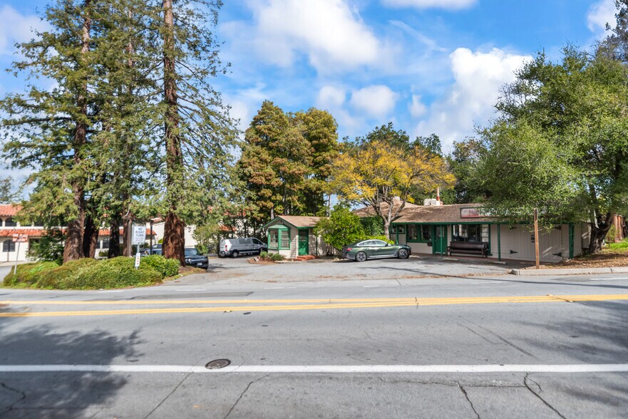 Primary Photo Of 14496 Oak Pl, Saratoga Restaurant For Sale