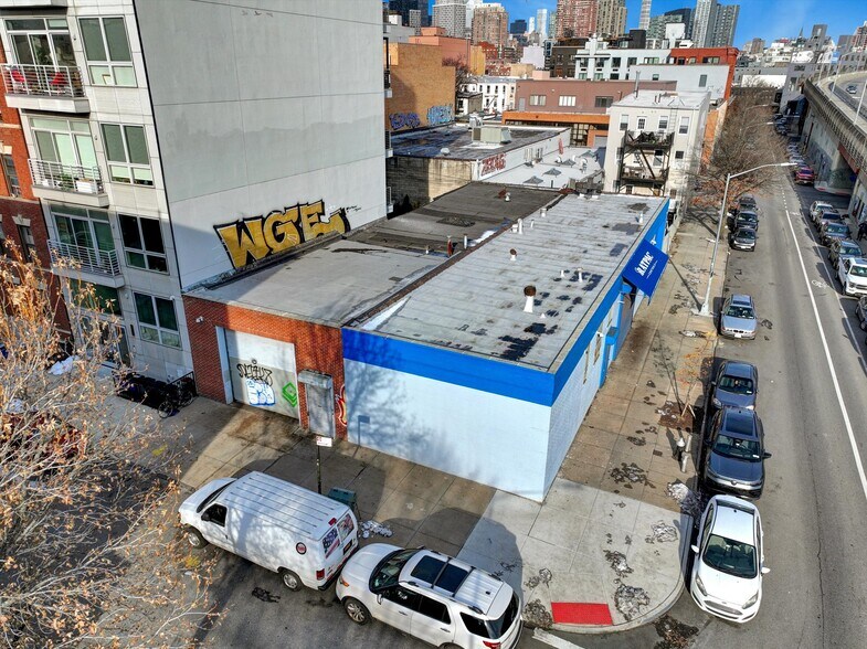 More Photos Of 163 Dupont St, Brooklyn Industrial For Sale