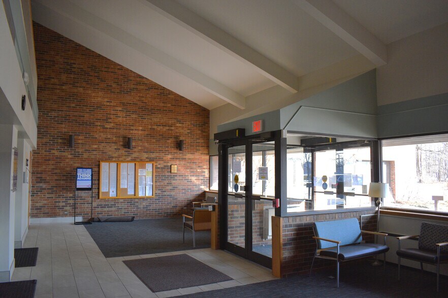 More Photos Of 8445 Munson Rd, Mentor Medical For Sale