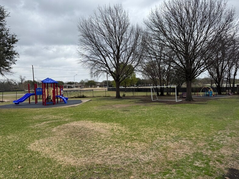 More Photos Of 2121 Bay Hill Dr, Plano General Retail For Sale