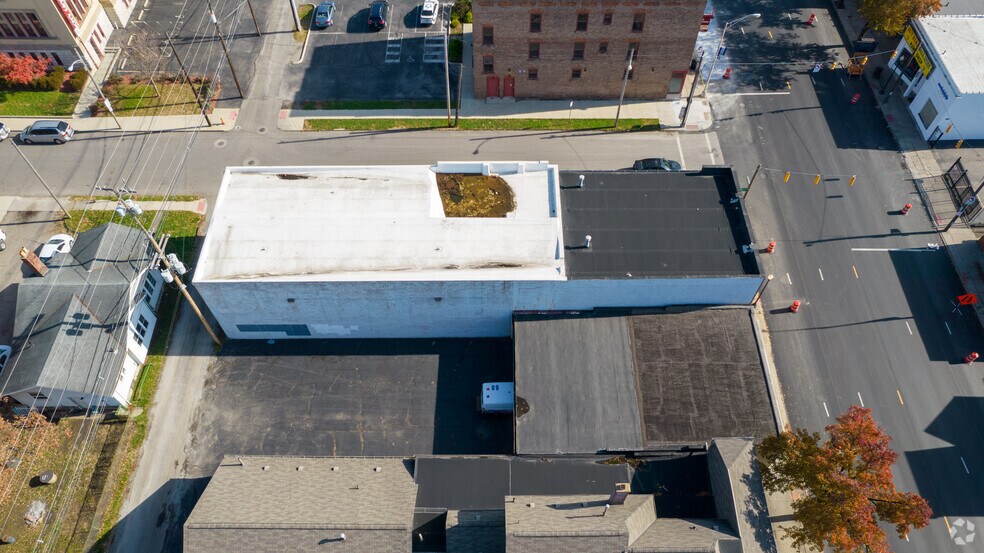 More Photos Of 1268 W Broad St, Columbus Warehouse For Lease