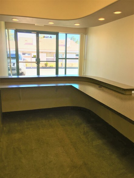 More Photos Of 4270 S Decatur Blvd, Las Vegas Medical For Lease