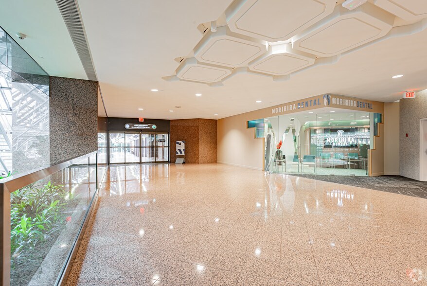 More Photos Of 111 5th Ave SW, Calgary Office For Lease
