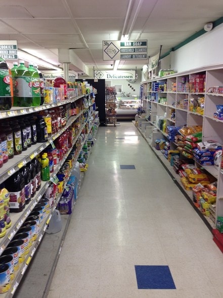 More Photos Of 115 Upper Bermudian Rd, Gardners Convenience Store For Sale
