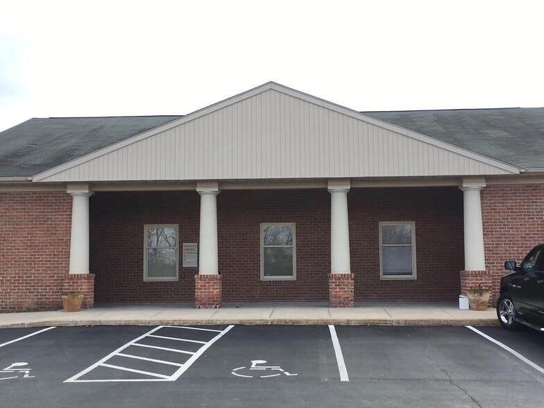 More Photos Of 20311 Lappans Rd, Boonsboro Medical For Sale