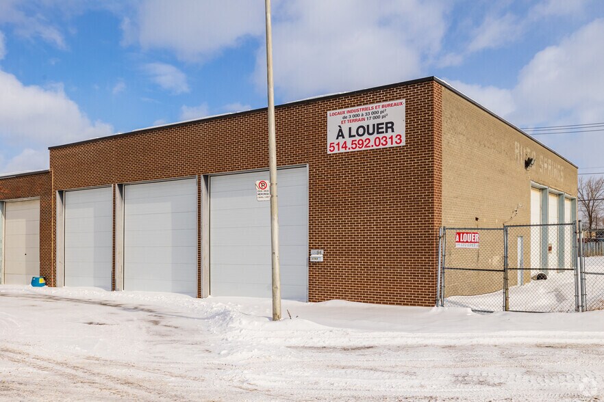 More Photos Of 6798 Pl. Pascal-Gagnon, Montréal Unknown For Lease
