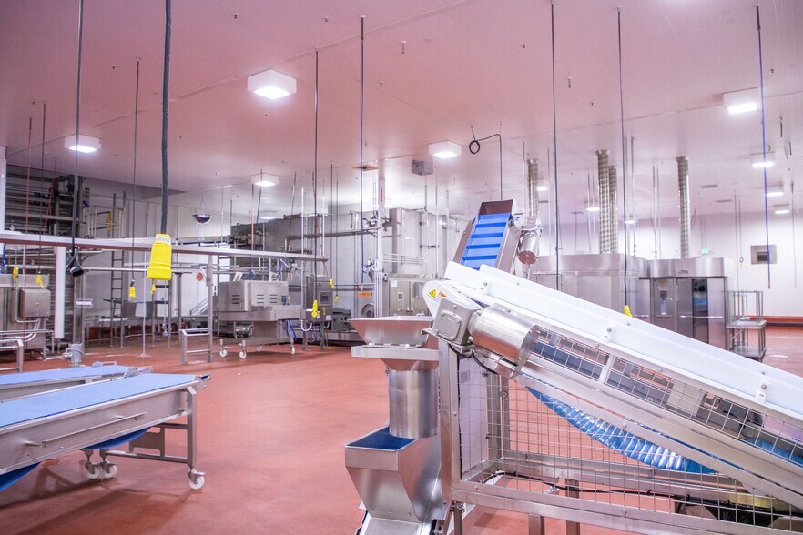 More Photos Of 1885 Las Plumas Ave, San Jose Food Processing For Sale