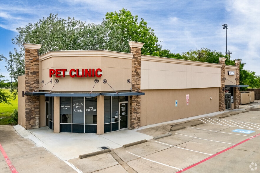 More Photos Of 407 W Eldorado Pky, Little Elm Unknown For Lease