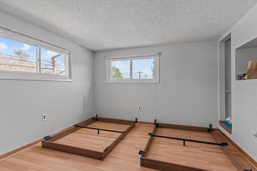 More Photos Of 82 Beach Rd, Salisbury Hospitality For Sale