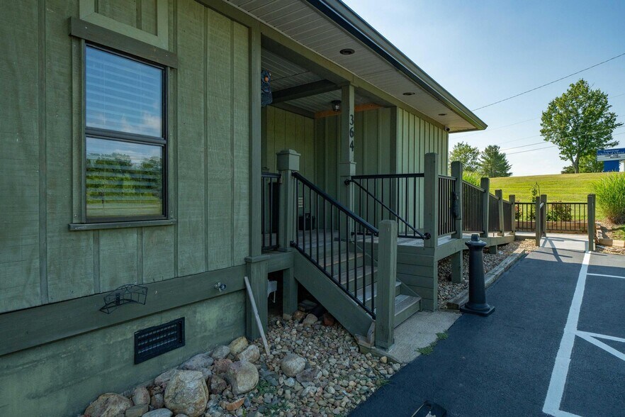 More Photos Of 364 Opie Arnold Rd, Limestone Medical For Sale