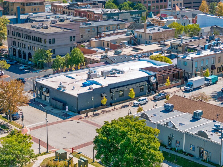 More Photos Of 12 N 3rd St, St Charles Bar For Sale