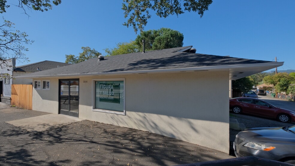 More Photos Of 18450 Sonoma Hwy, Sonoma Freestanding For Sale