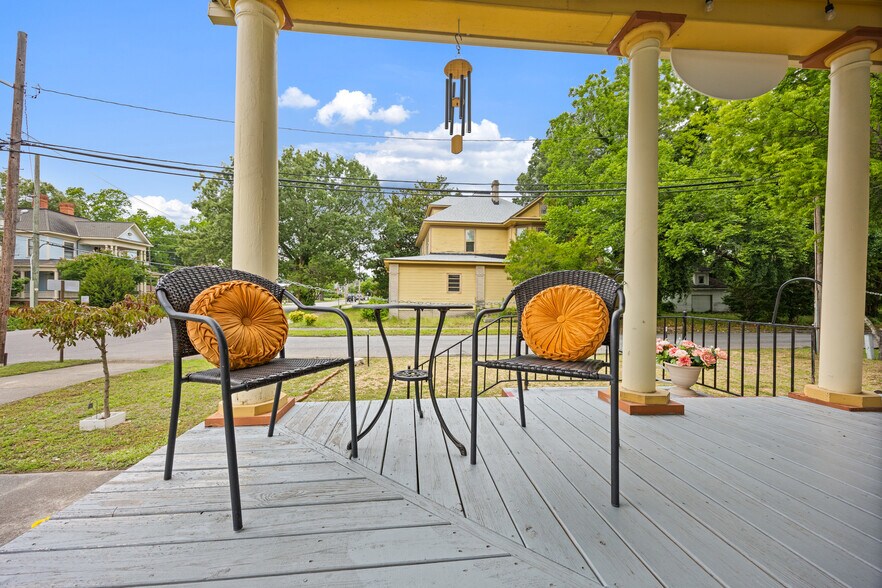 More Photos Of 104 W Main St, Elizabeth City Office Residential For Sale