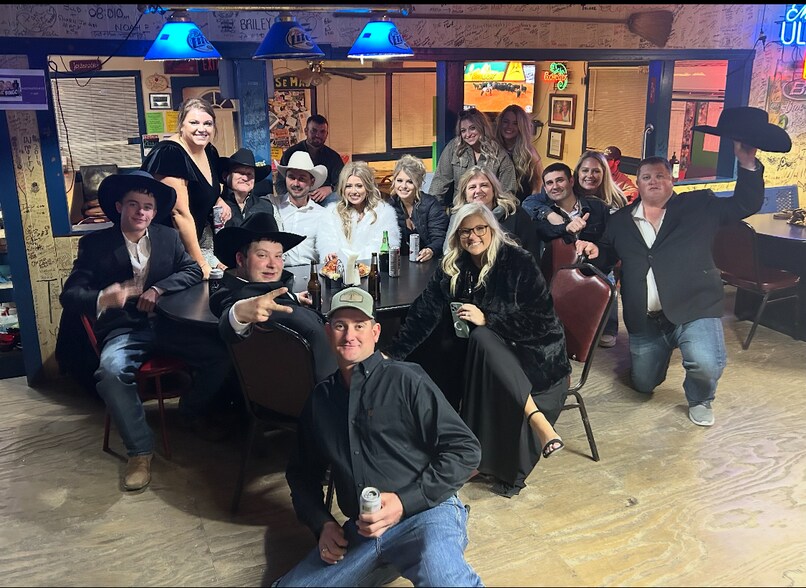 More Photos Of 12604 N State Highway 95, Cistern Restaurant For Sale