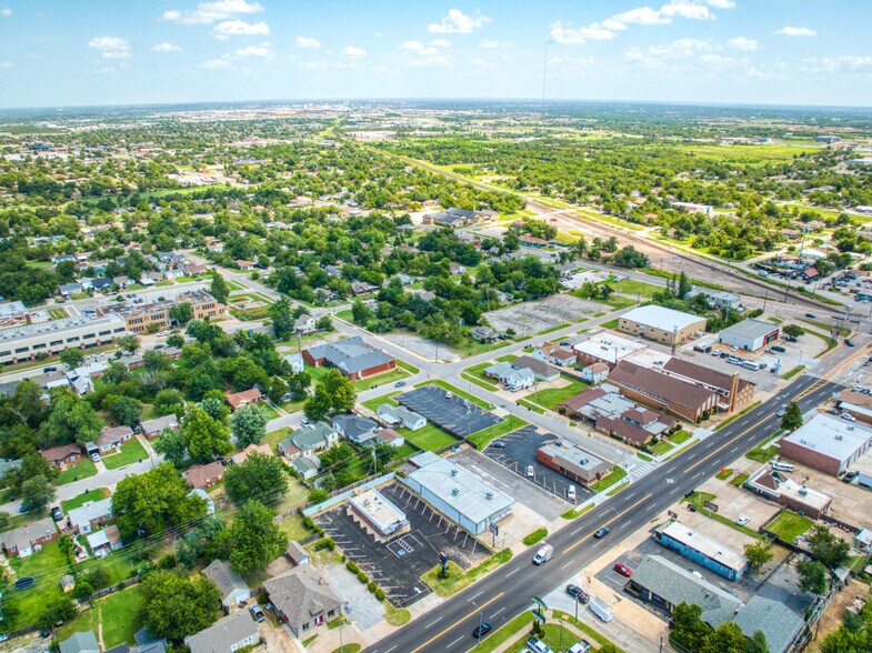More Photos Of 1215 W Britton Rd, Oklahoma City Auto Dealership For Sale