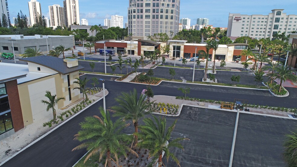 More Photos Of 2958 Aventura Blvd, Aventura General Retail For Lease