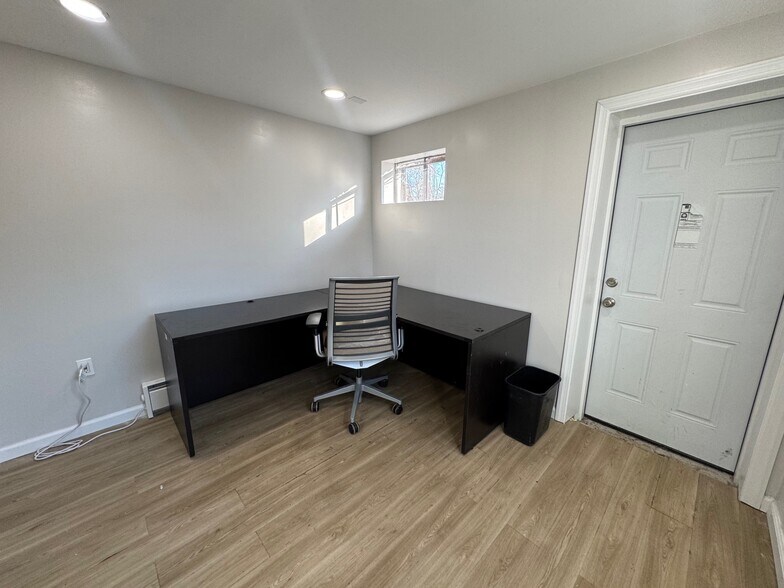 More Photos Of 1421 Nottingham Way, Trenton Office For Sale