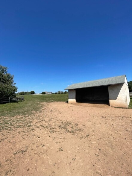 More Photos Of 1600 Potshop Rd, Norristown Land For Sale