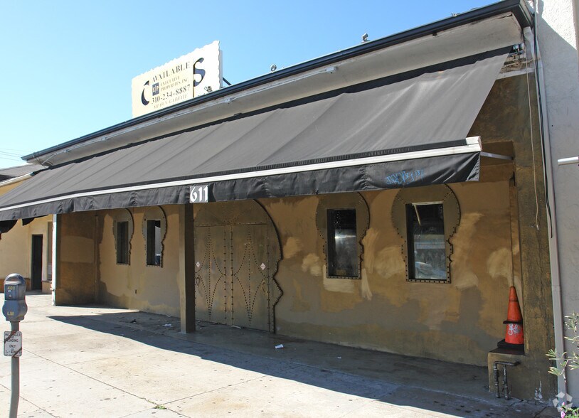 More Photos Of 601-609 N La Brea Ave, Los Angeles Storefront For Sale