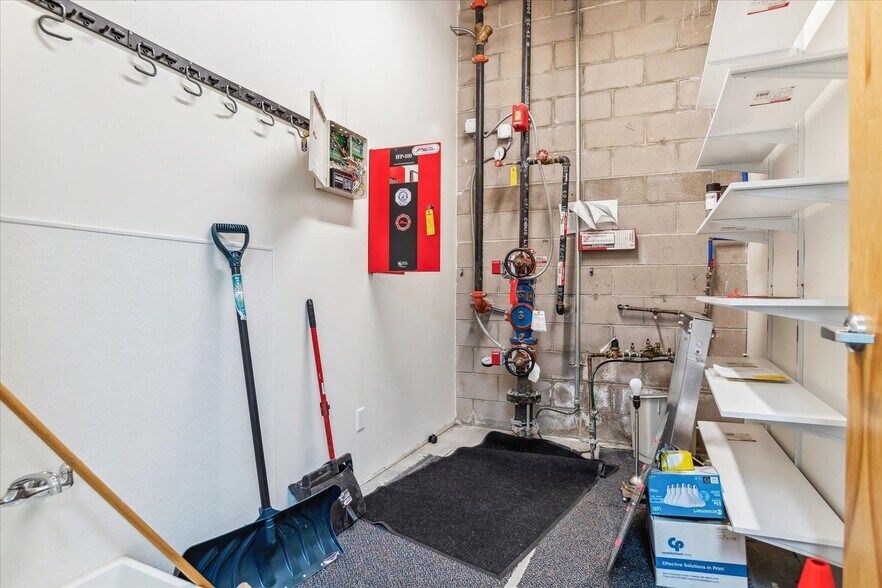 More Photos Of 5105 S Santa Fe Dr, Littleton Medical For Sale