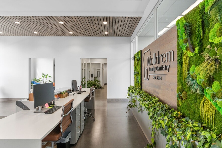 More Photos Of 18389 Orchard Trl, Lakeville Healthcare For Sale