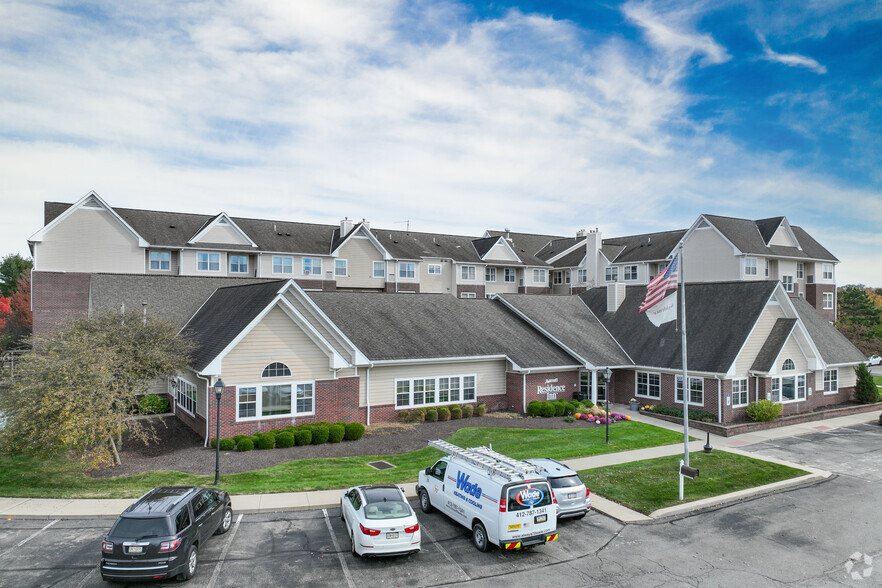 More Photos Of 1308 Freedom Rd, Cranberry Township Hotel For Sale