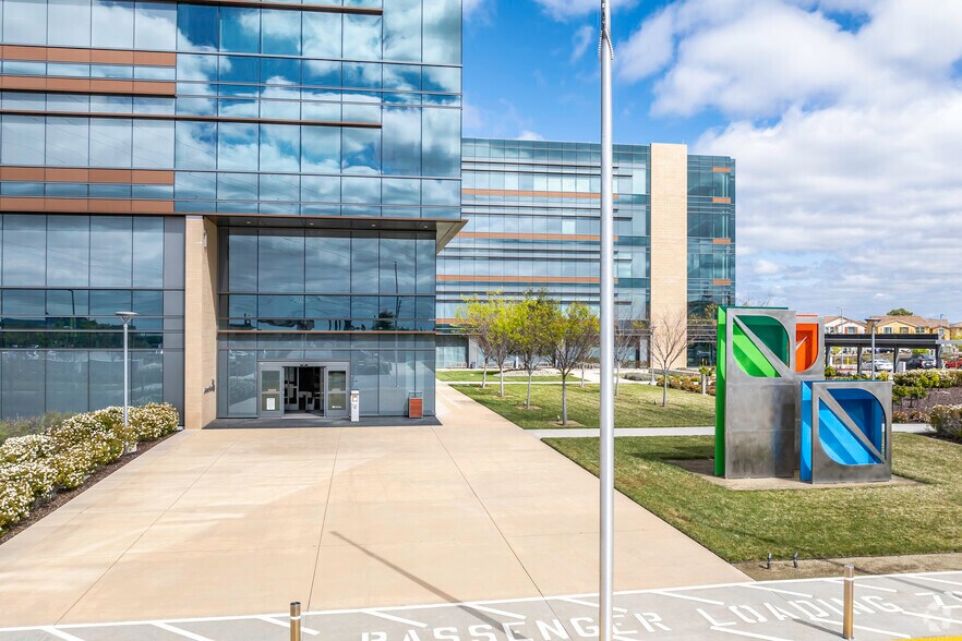 More Photos Of 1 Adventist Health Way, Roseville Medical For Lease