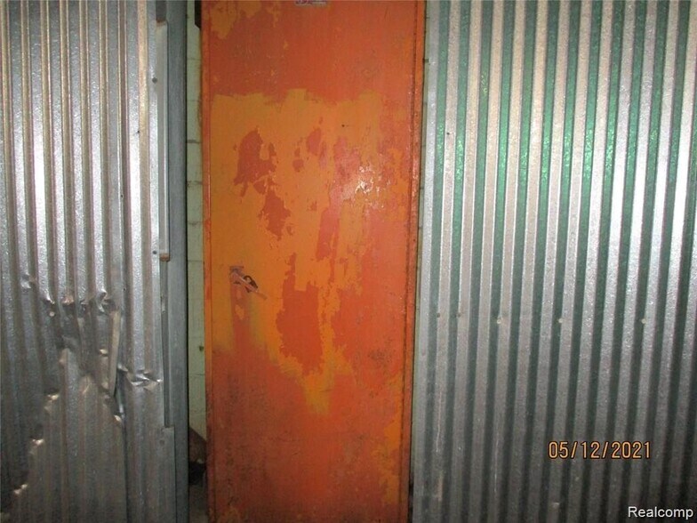 More Photos Of 7170 E McNichols Rd, Detroit Manufacturing For Sale