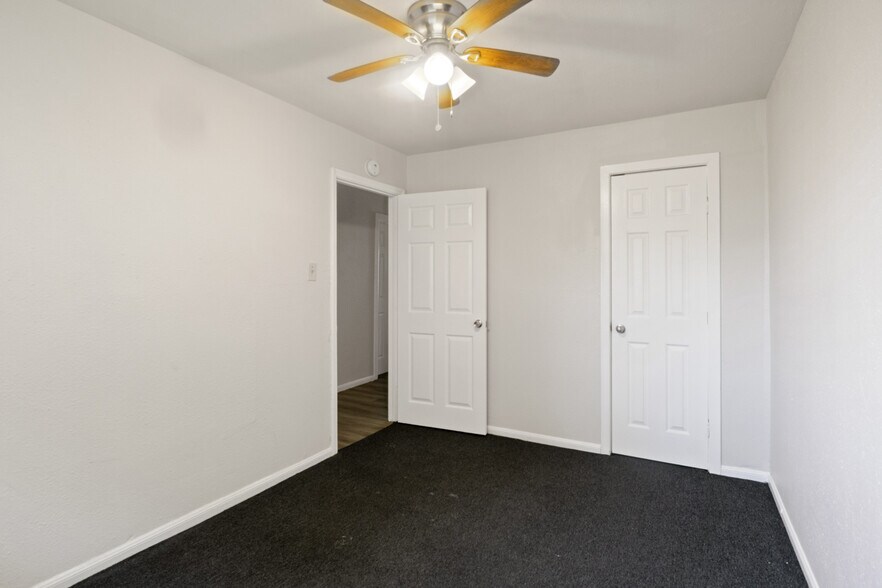 More Photos Of 8114 Stedman St, Houston Apartments For Sale