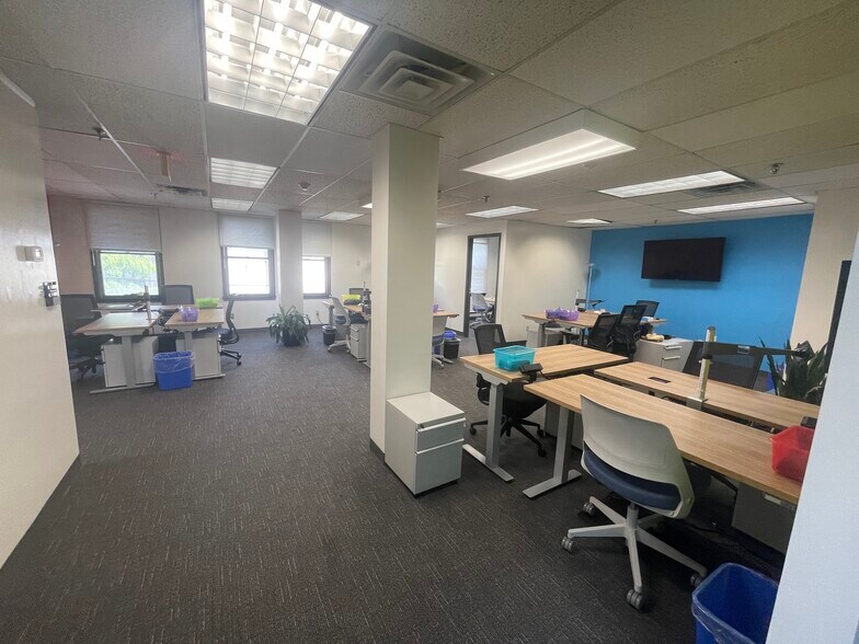 More Photos Of 360-366 Summer St, Somerville Loft Creative Space For Lease