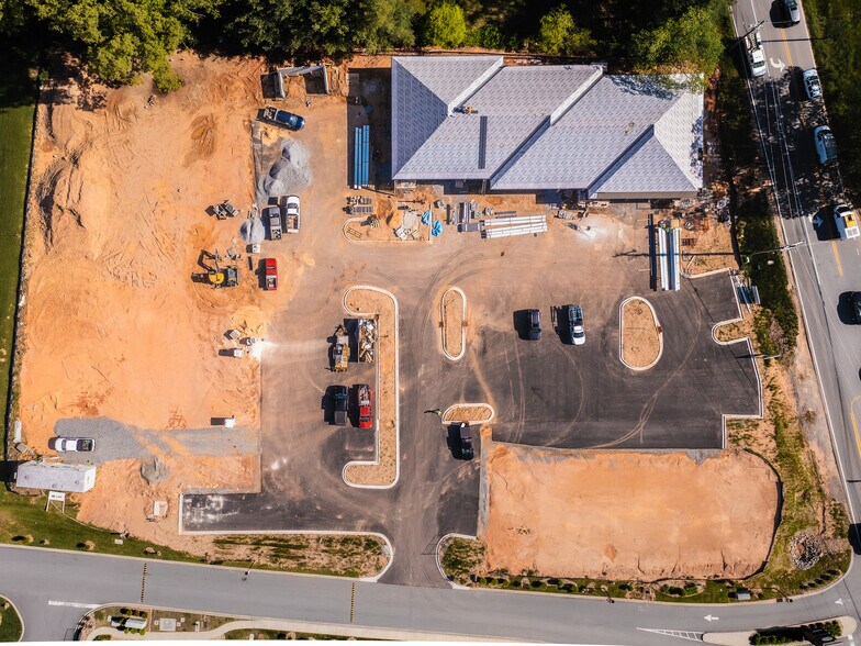 More Photos Of 1874 Brevard Rd, Arden Storefront Retail Office For Lease