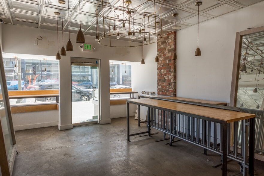 More Photos Of 6333 Wilshire Blvd, Los Angeles Medical For Lease