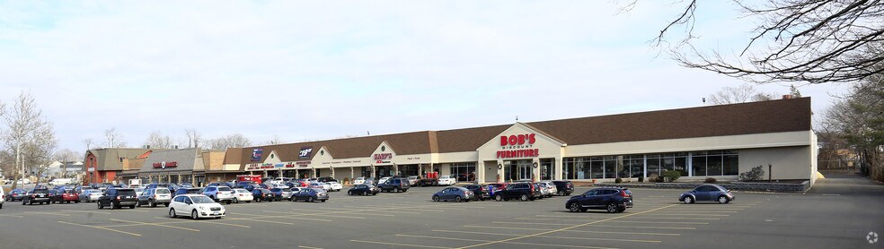 More Photos Of 495 Hope St, Stamford Unknown For Lease