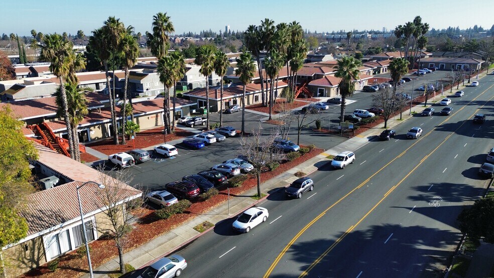 More Photos Of 4422 N Pershing Ave, Stockton Office For Sale