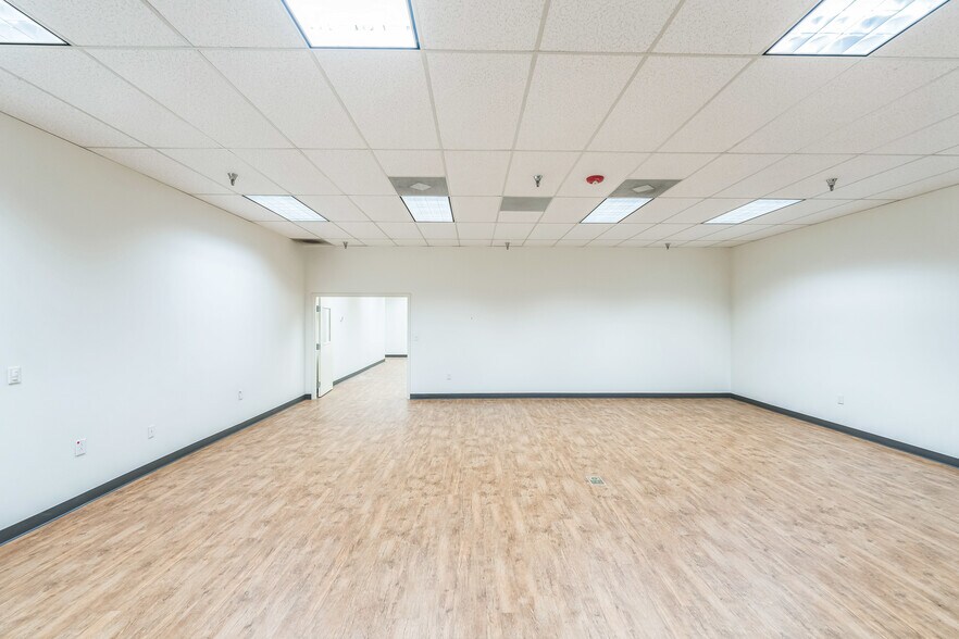 More Photos Of 2080 Brentwood St, High Point Office For Lease