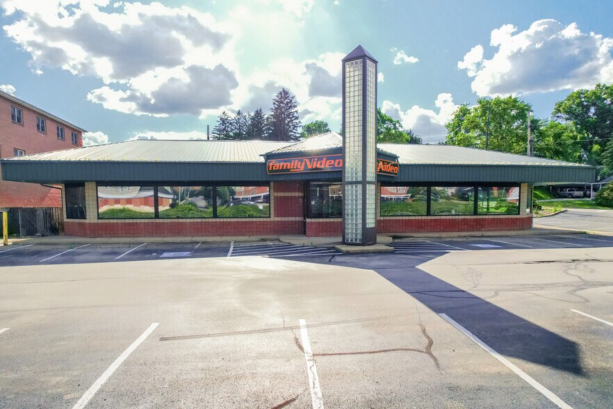 Primary Photo Of 1235 Oakland Ave, Indiana General Retail For Lease