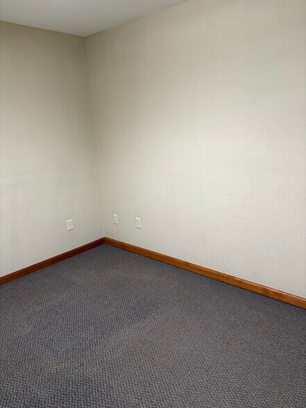 More Photos Of 6256 34th Ave NW, Rochester Warehouse For Sale