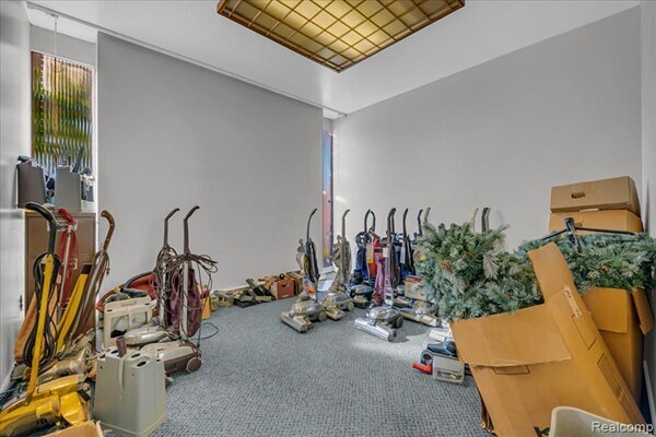 More Photos Of 3151 S Wayne Rd, Wayne Storefront Retail Office For Lease