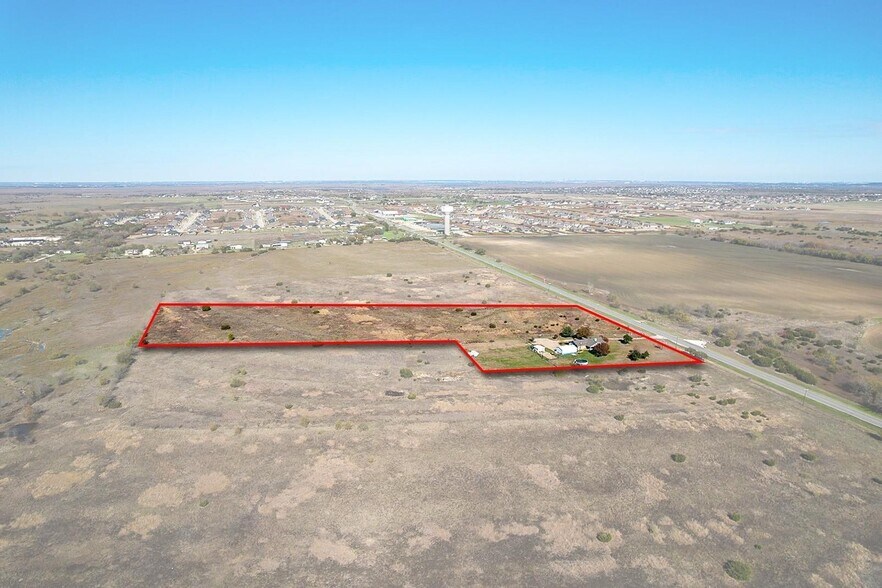 More Photos Of 12001 FM 2331, Godley Office For Sale